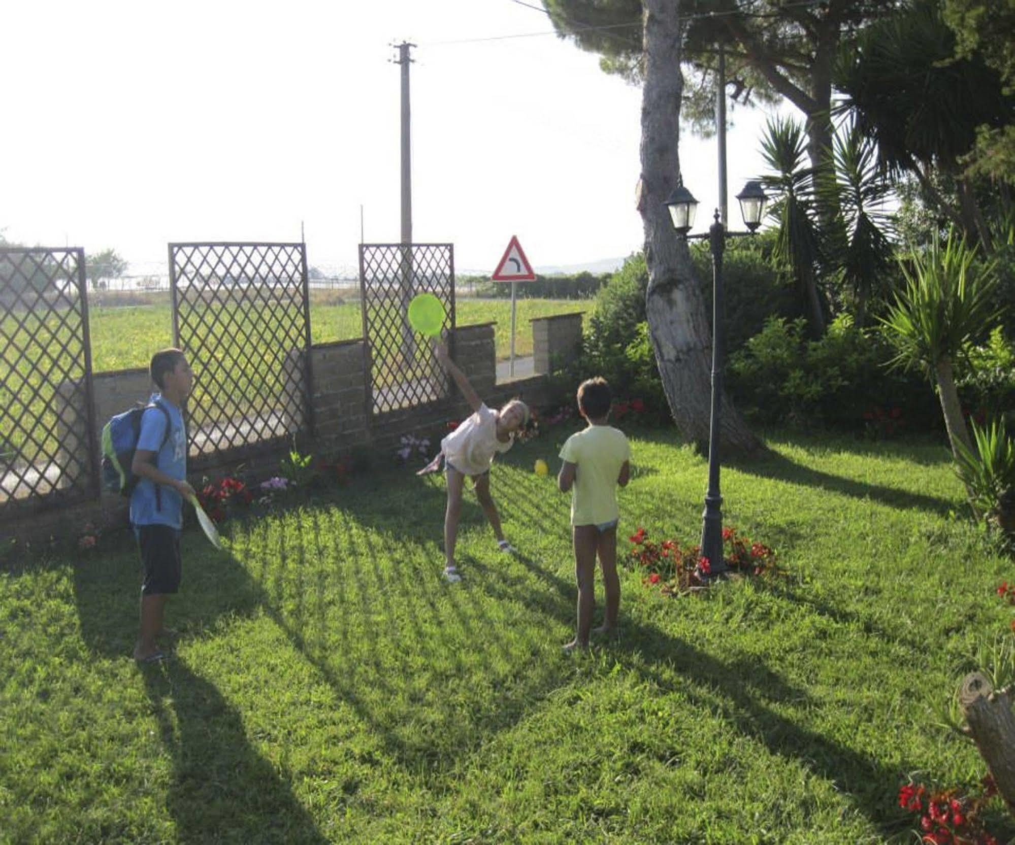 Agriturismo Borgo Dell'Aschetto Marina di Cerveteri Екстер'єр фото